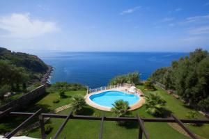CapoSperone Resort
