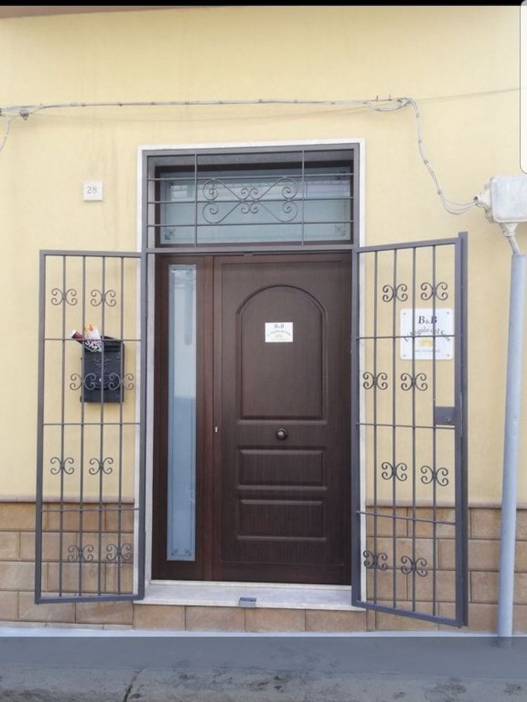 L'angolo Del Sole B&B