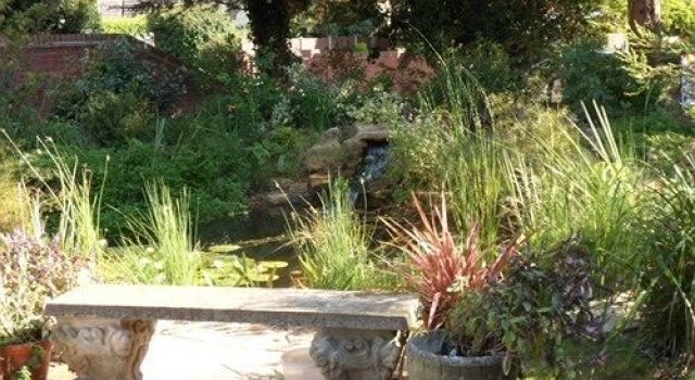 Berry House Bed & Breakfast