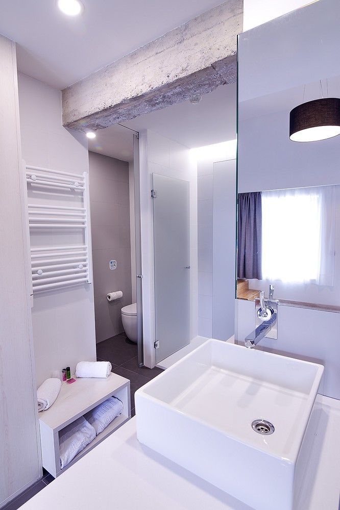B&B HOTEL Donostia San Sebastián Aeropuerto