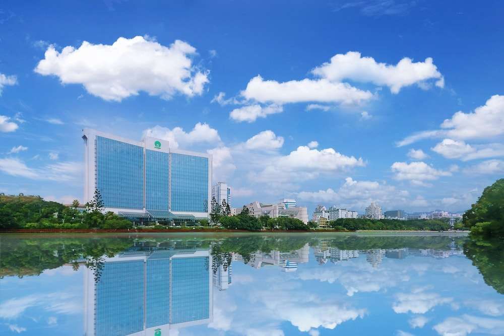 Fuzhou Lakeside Hotel