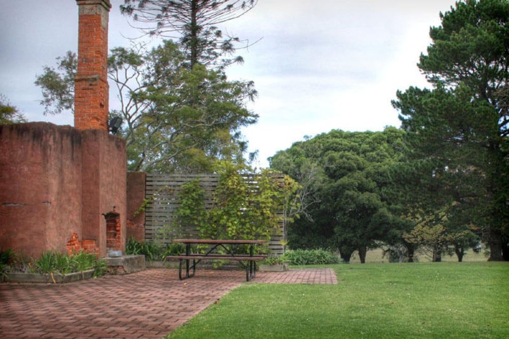 Coolangatta Estate
