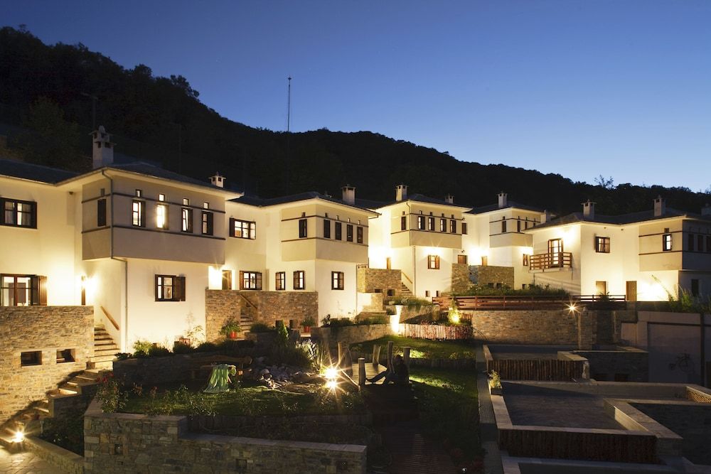 12 Months Luxury Resort