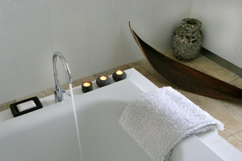 Tonic Hotel