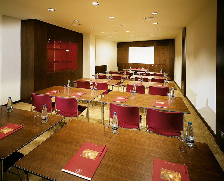 PeakTure Hotel Bucharest