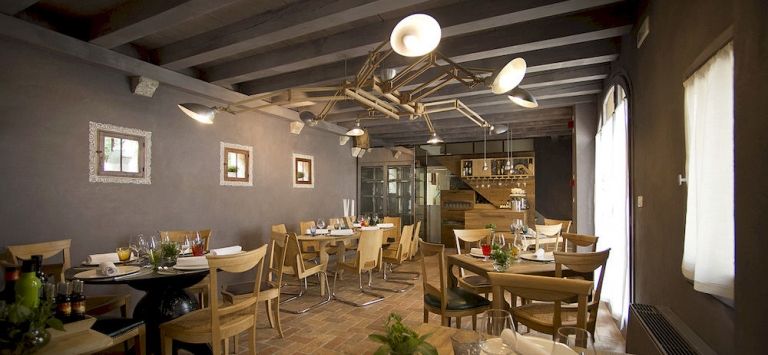 Donna Lucia Restaurant & Resort