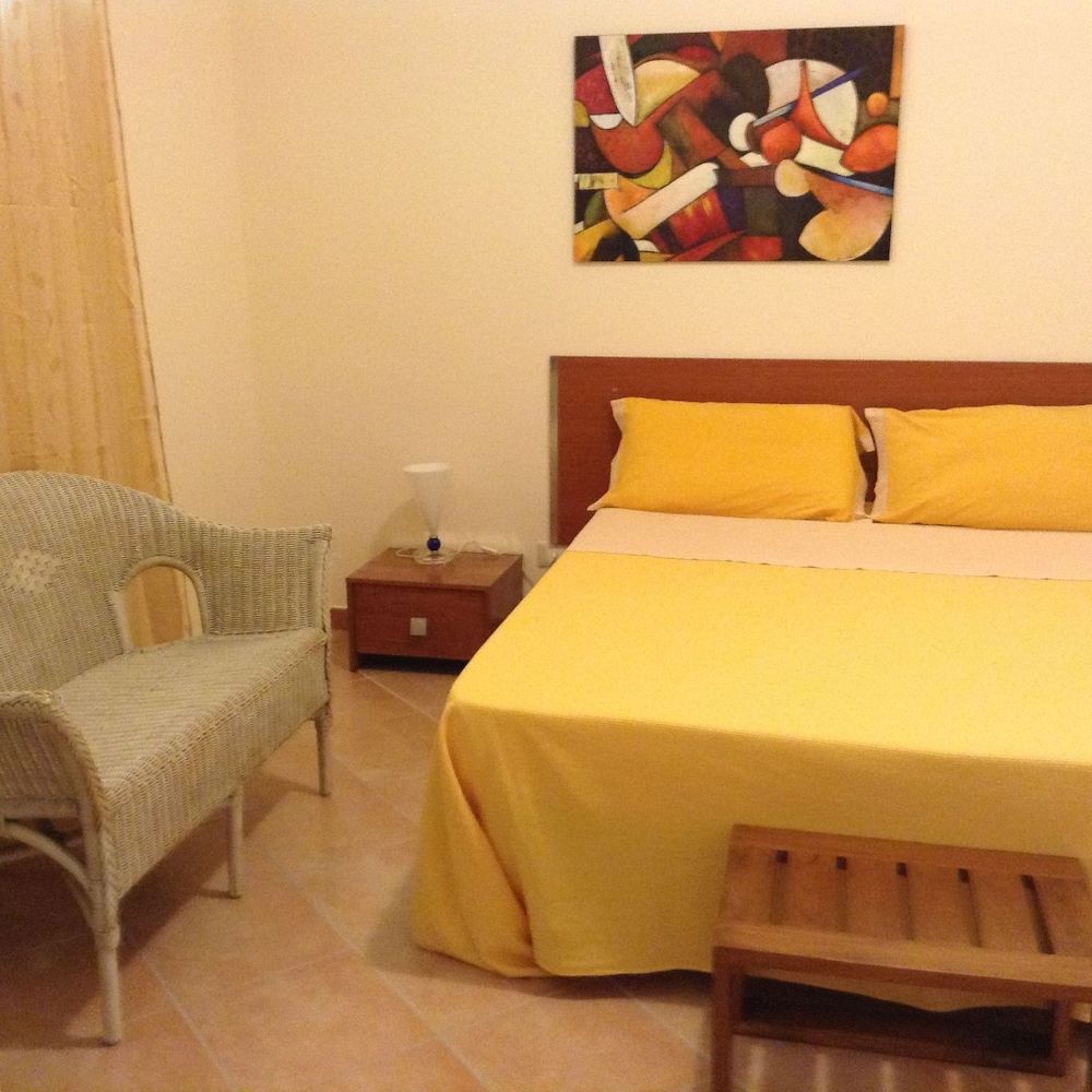 Trinacria Rooms B&B