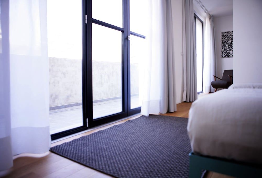 Mxp Rooms
