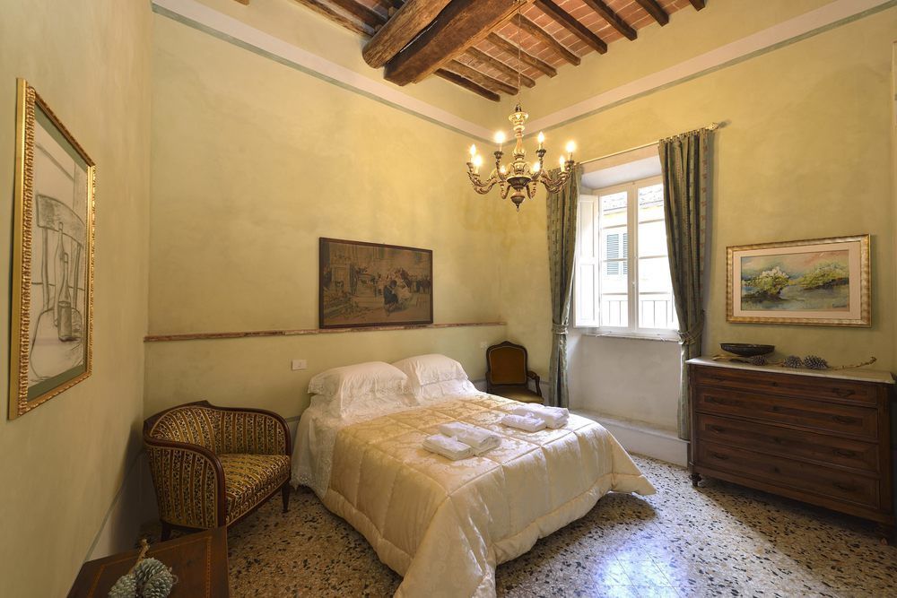 Palazzo Mosela alla Porta