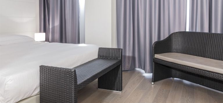 Tag Hotel