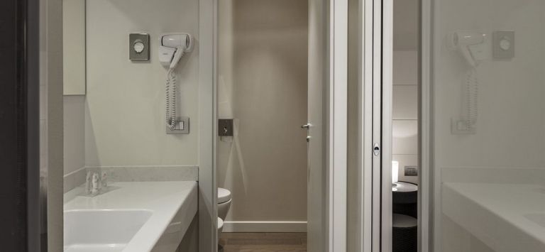 Tag Hotel
