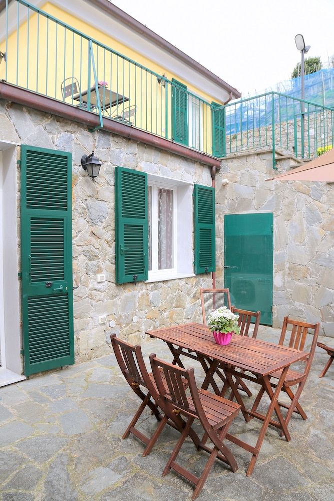 La Lanterna Sopra il Moggia