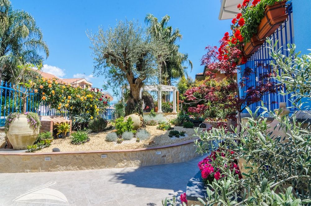 Mediterranean Charm