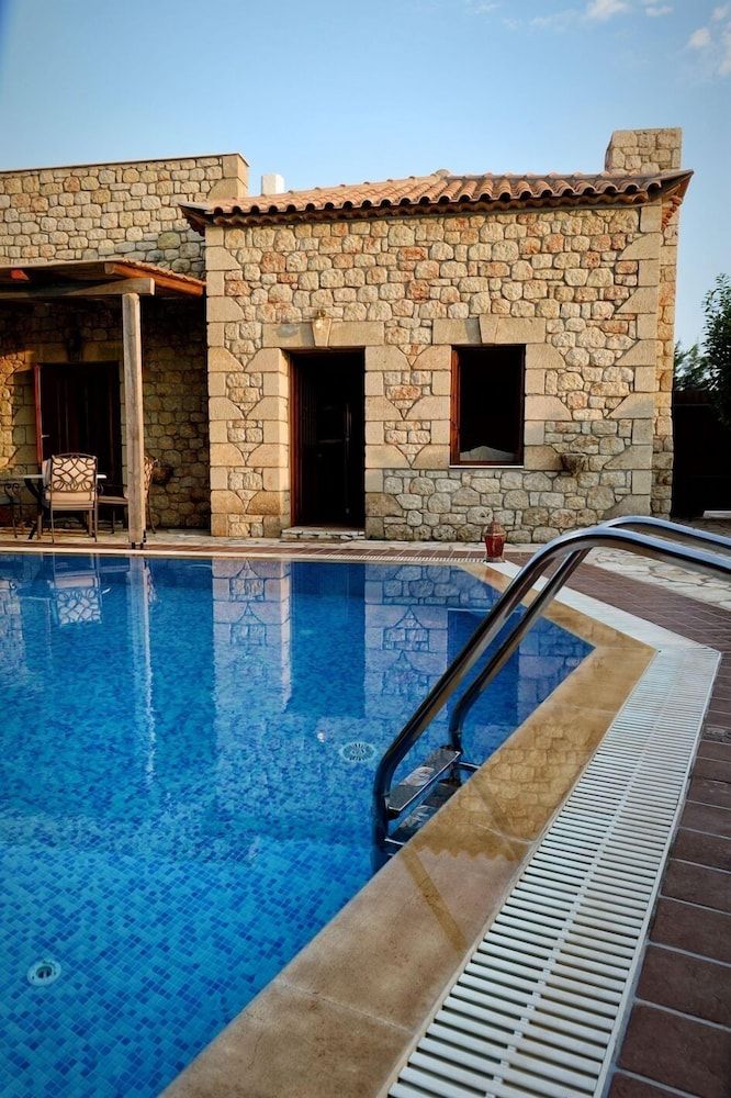 Olympia Villas