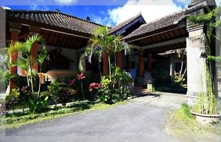 Enjung Beji