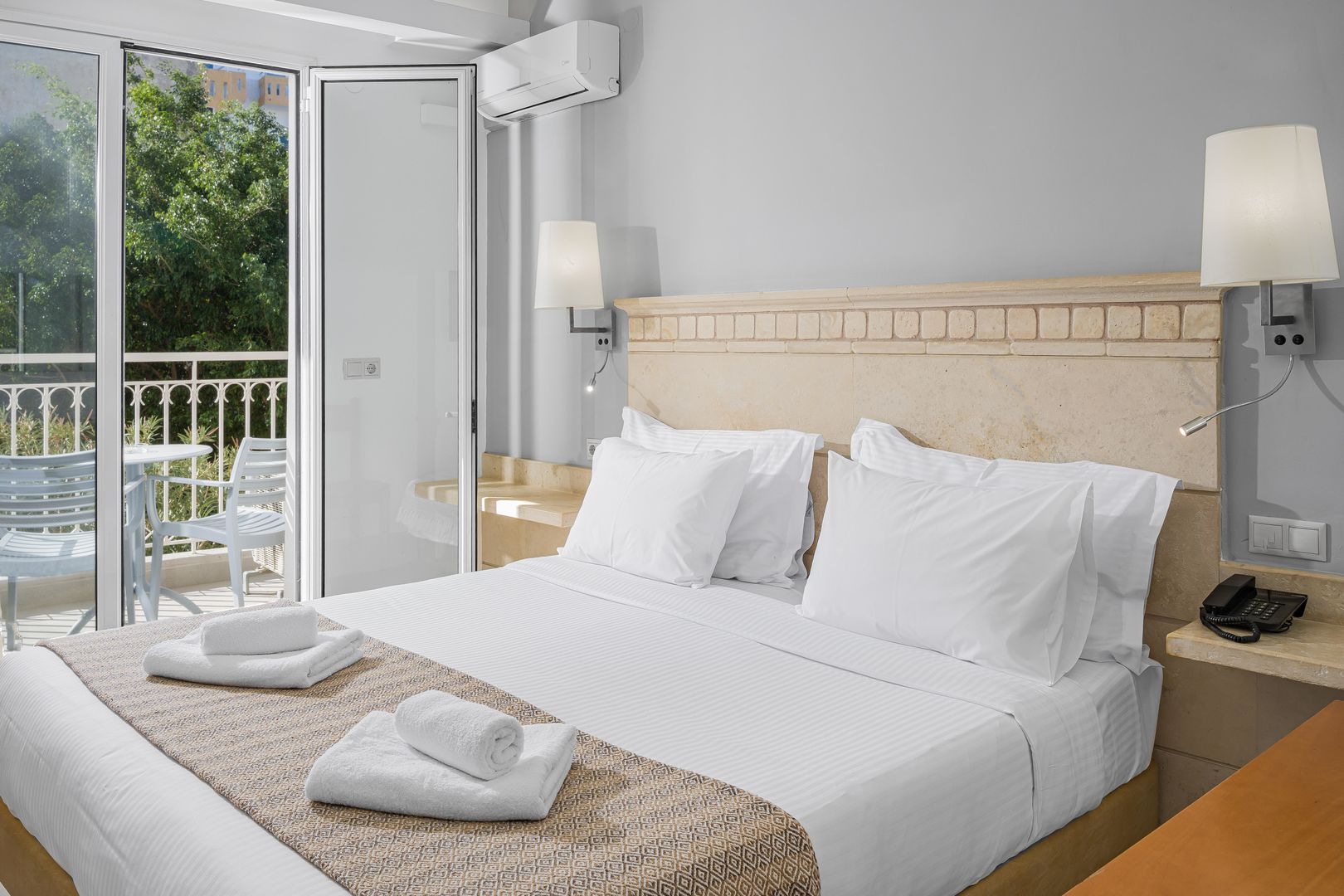 Glaros Beach Hotel