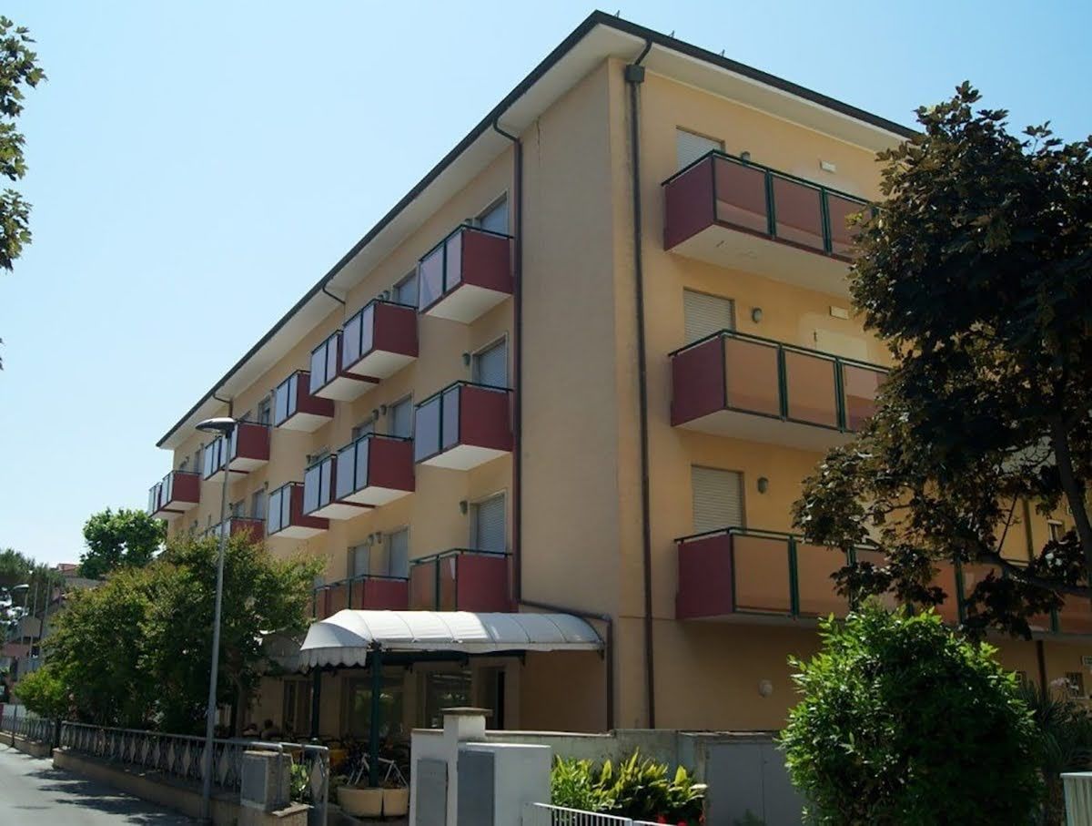 Hotel Aron