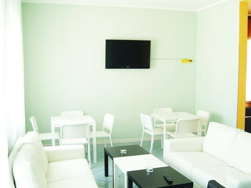 Hotel Aron