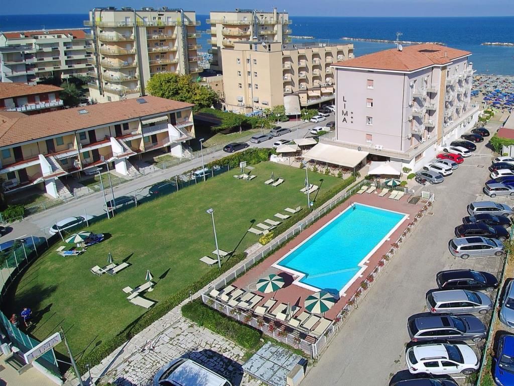 Hotel Lima