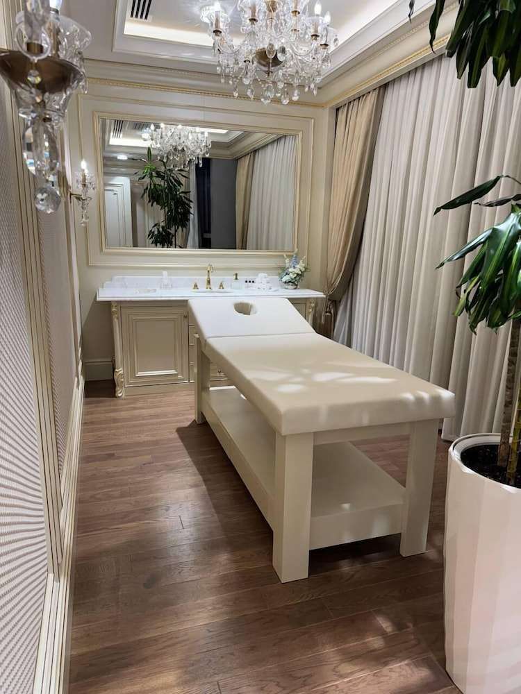 T-City Presidential Hotel