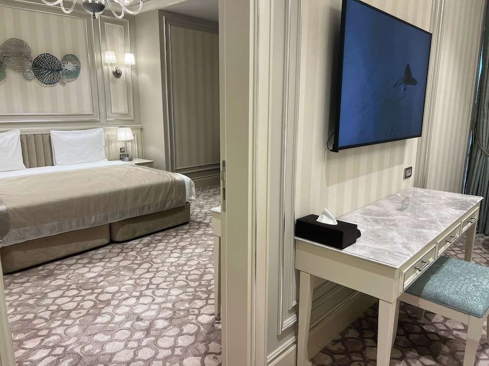 T-City Presidential Hotel