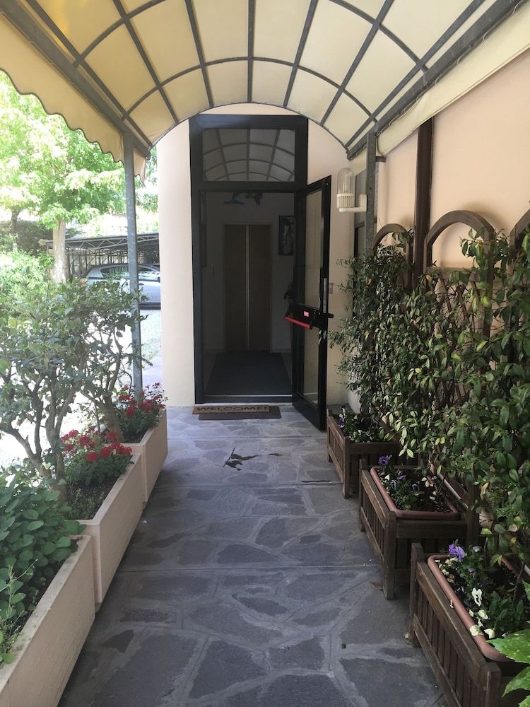 Hotel Lina