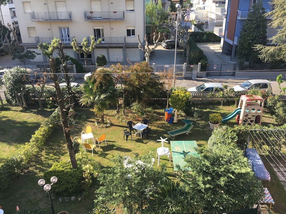 Hotel Lina