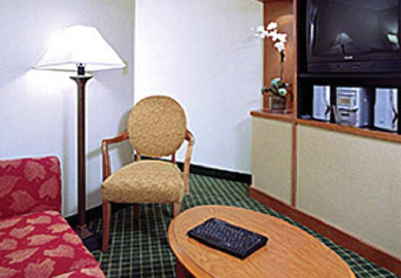 Fairfield Inn & Suites Dulles Airport