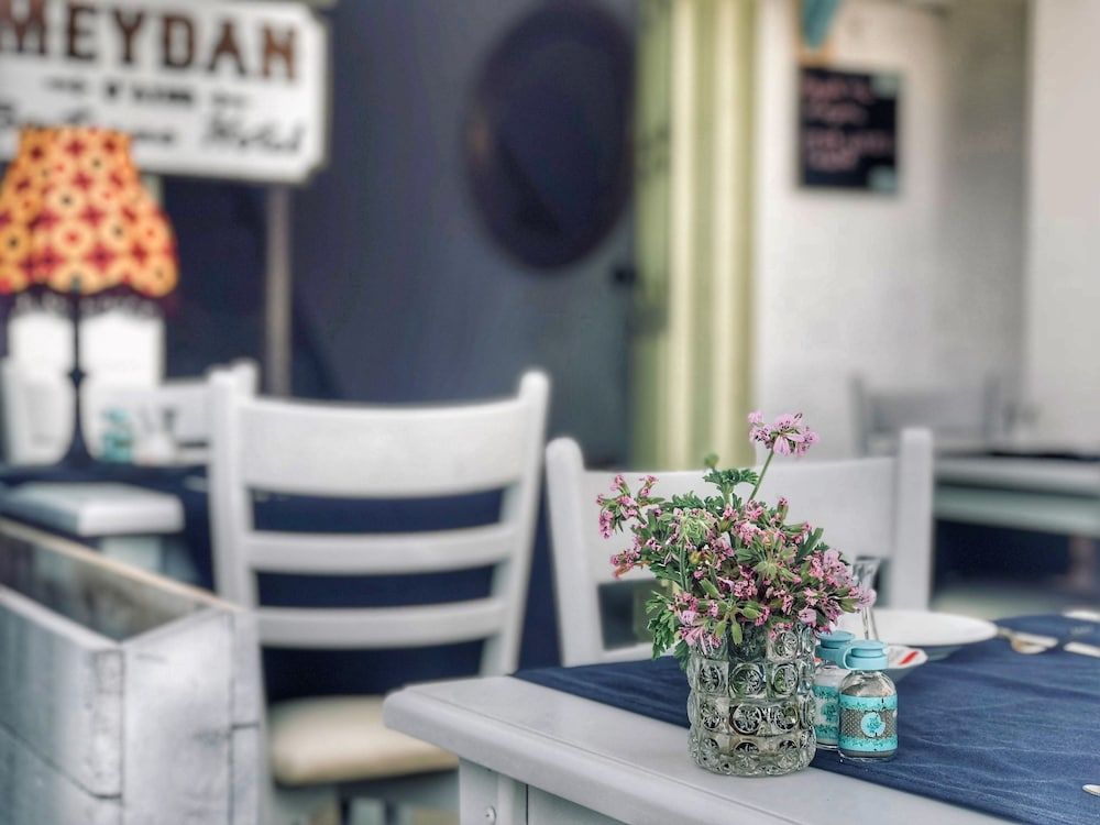 Meydan Dazur Alacati