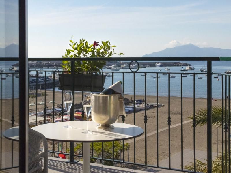 Miramare Suites