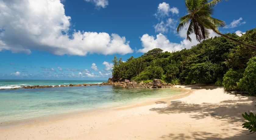 Avani+ Barbarons Seychelles