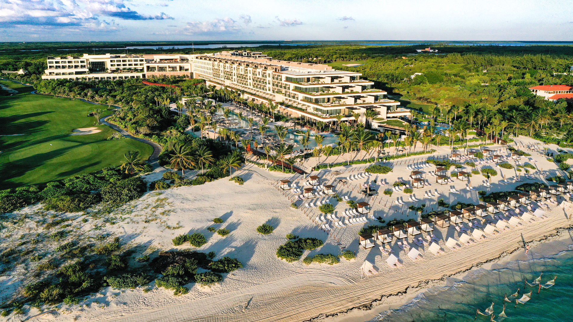 Estudio Playa Mujeres
