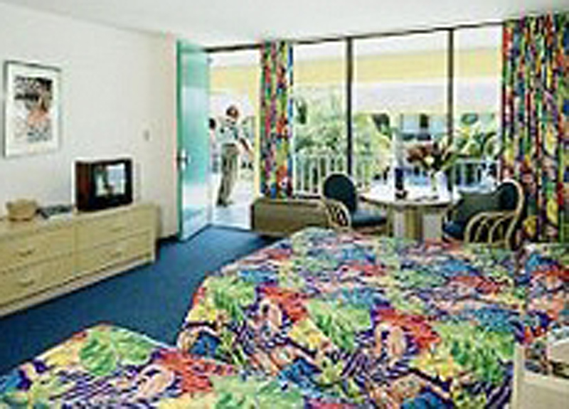 Royal Islander Hotel
