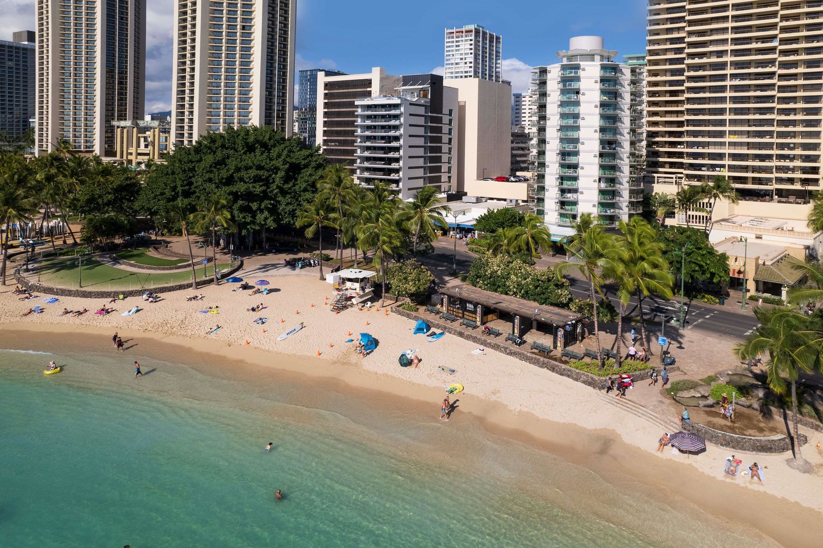 Waikiki Circle Hotel by Castle