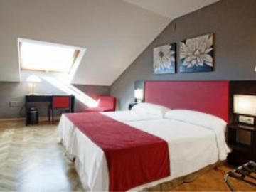 Hostal Carlos III