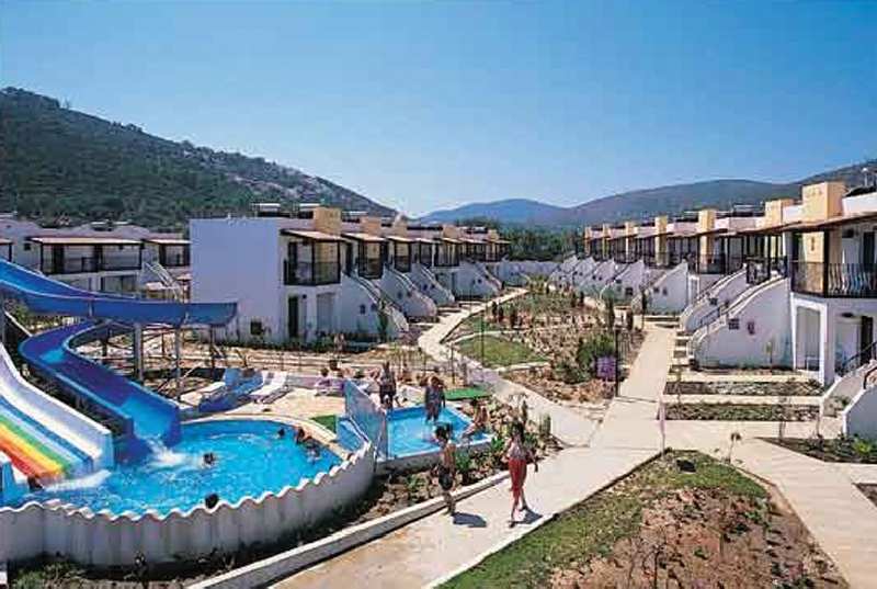 Izer Hotel & Beach Club