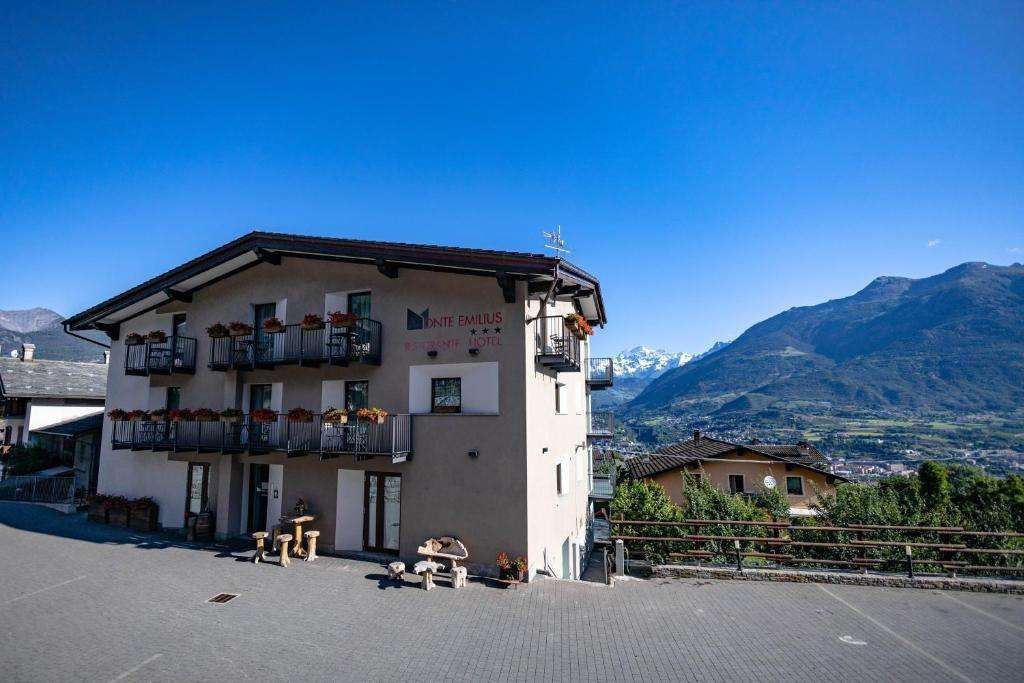 Hotel Ristorante Monte Emilius