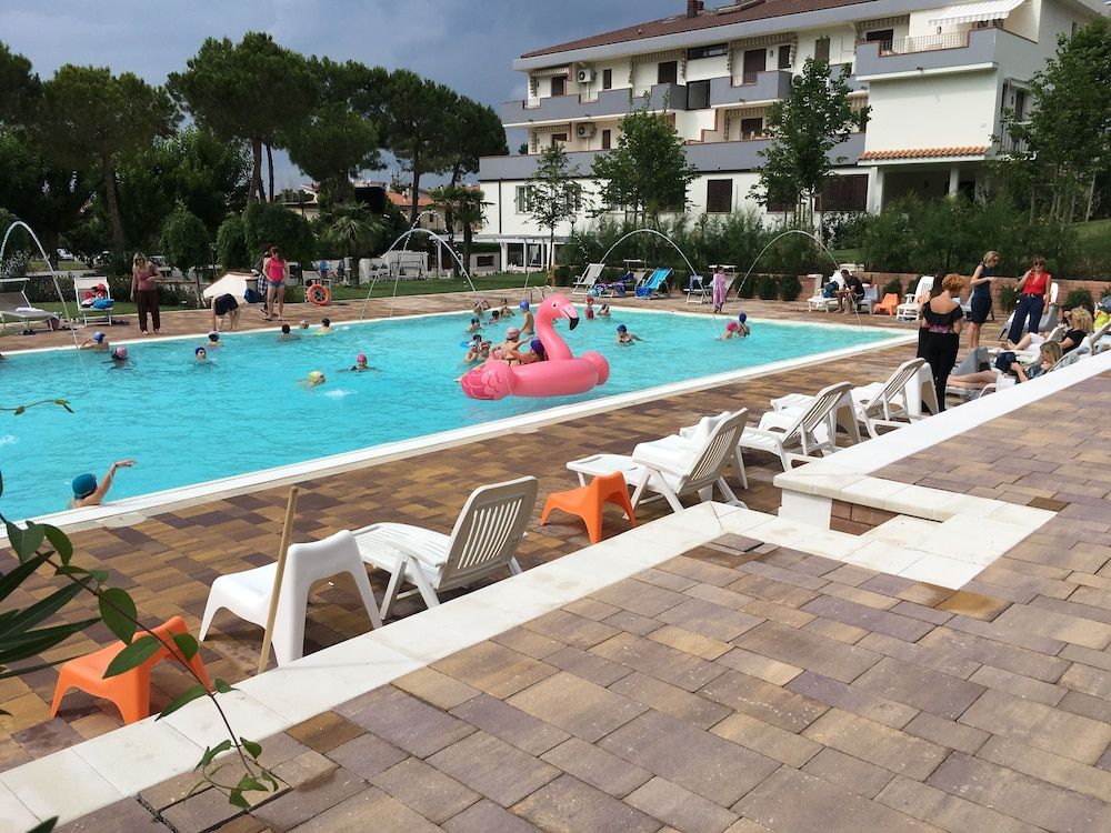 Pineto Resort Hotel Village