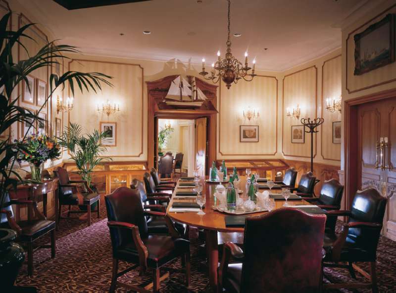 The Park Tower Knightsbridge, a Luxury Collection Hotel, London