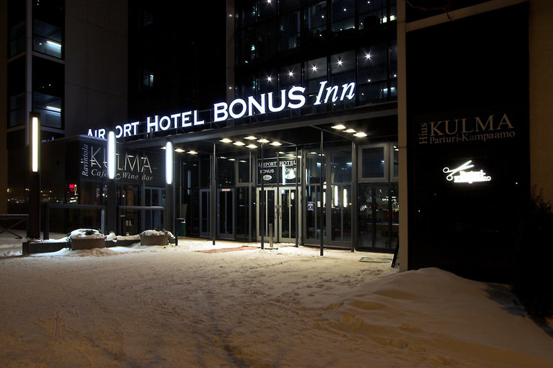 Skyline Airport Hotel