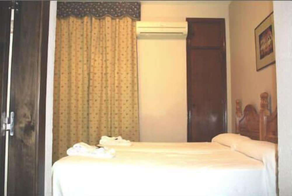 Hostal Carlos I