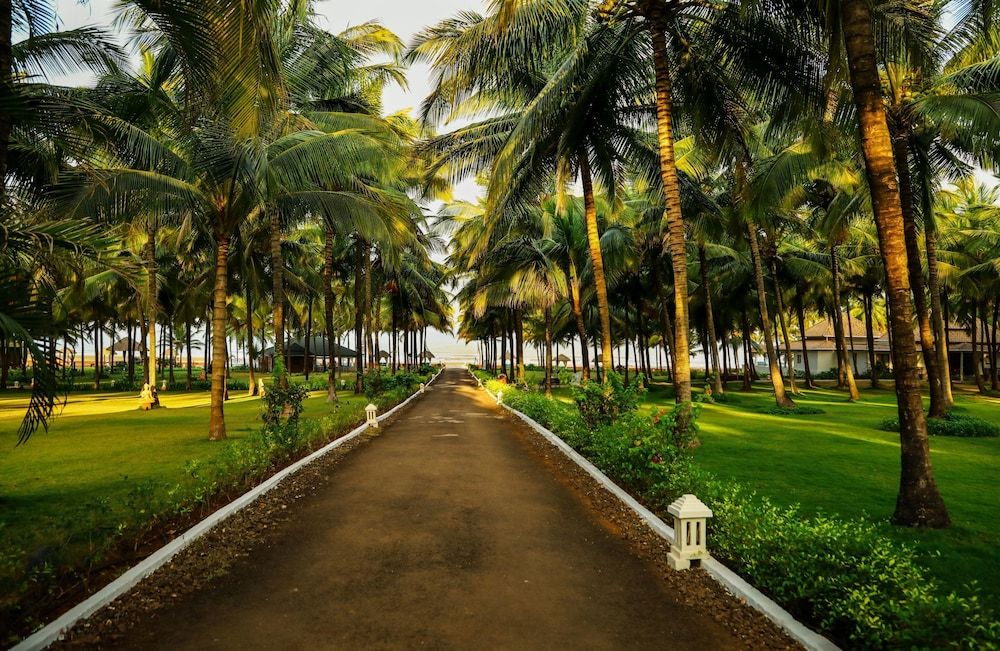 Blue Ocean Resort & Spa