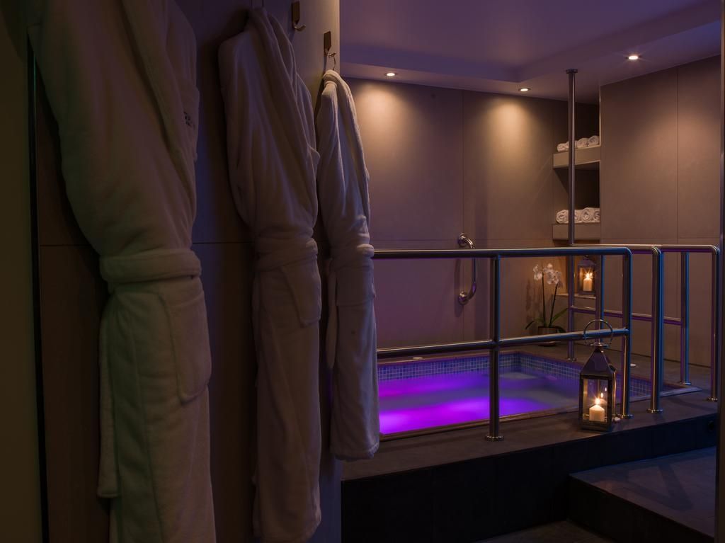 Montcalm Chilworth Townhouse
