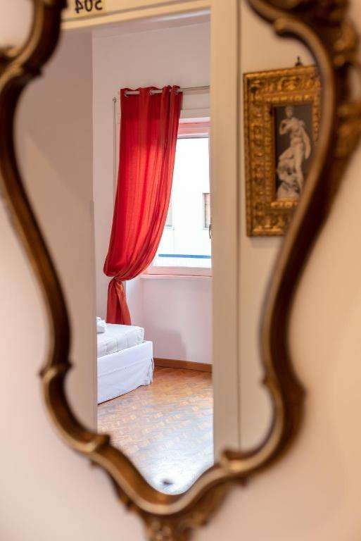 Aurelia Home