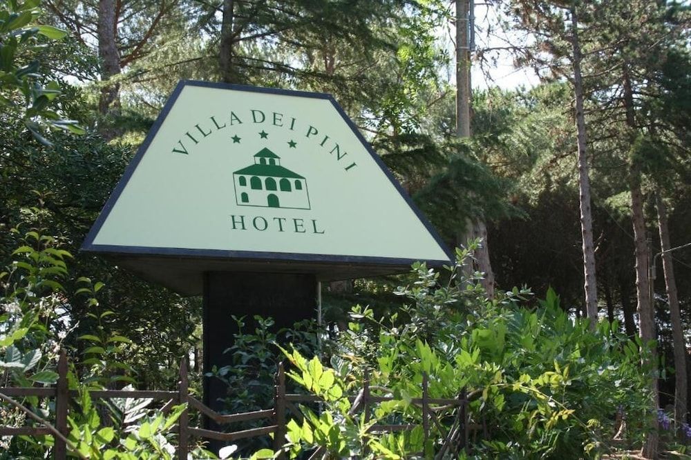 Hotel Villa Dei Pini