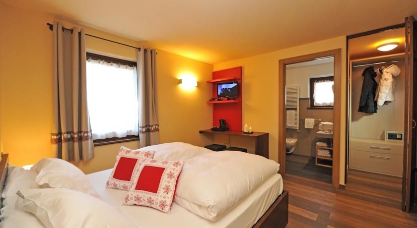 Hosquet Lodge