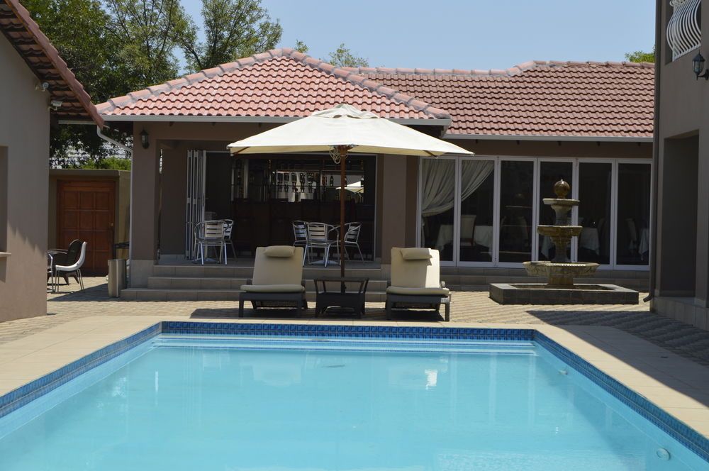 Lakeview Boutique Hotel & Conference Centre