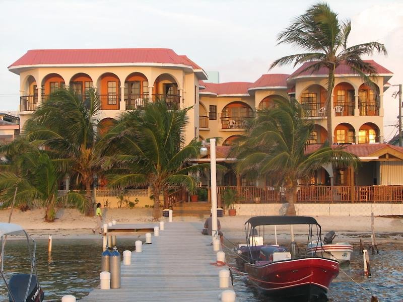 SunBreeze Suites