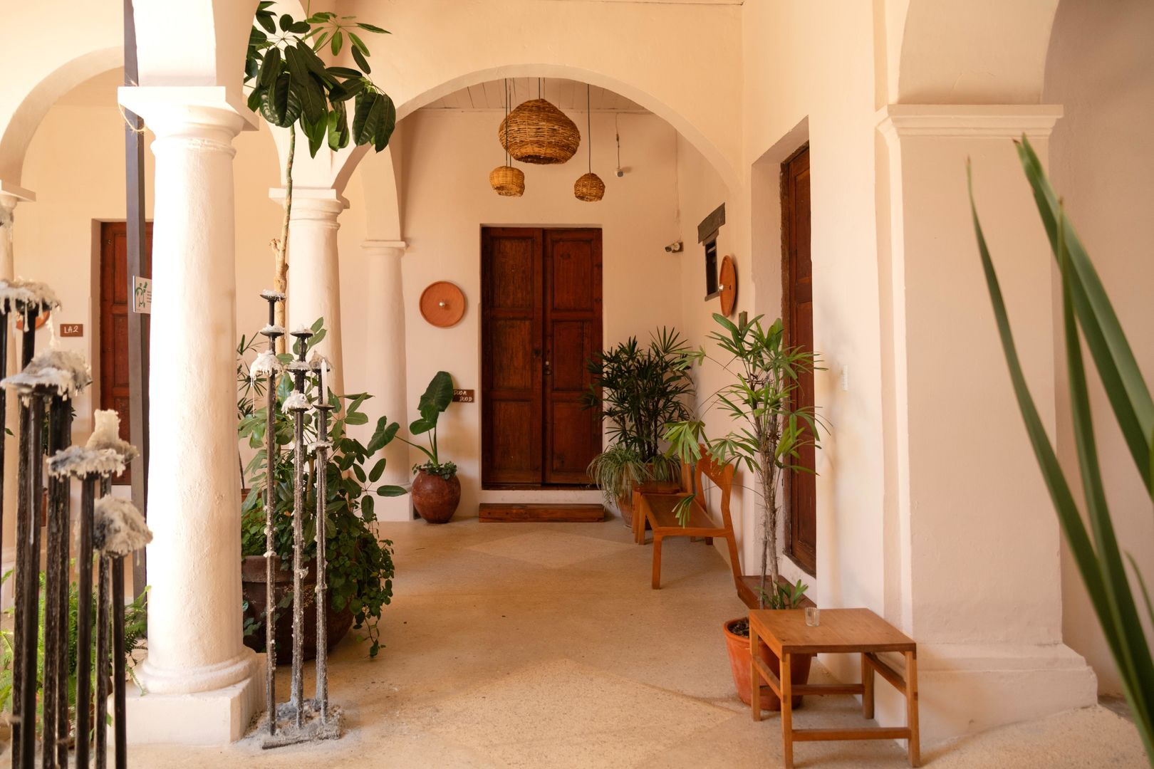 Sereno Art Hotel