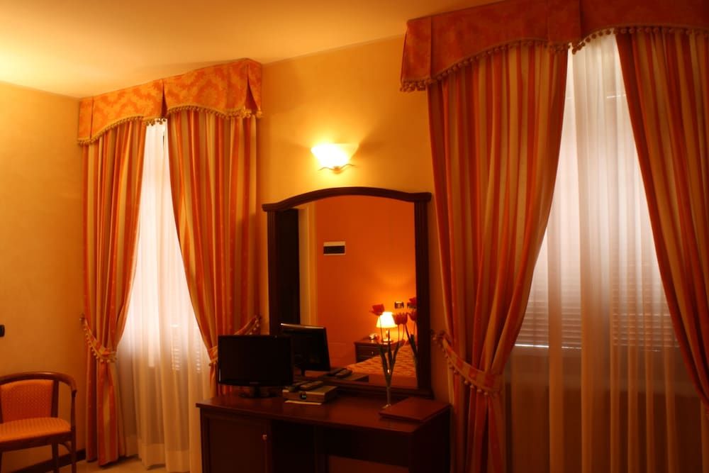 Villa Lauri